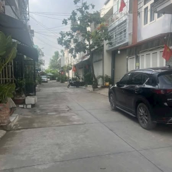 Cho thuê nhà hẻm xe tải 2279 huỳnh tấn phát