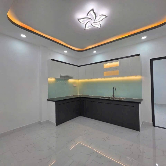 NHÀ HẺM XE HƠI 6M ĐƯỜNG HUỲNH TẤN PHÁT - THỊ TRẤN NHÀ BÈ