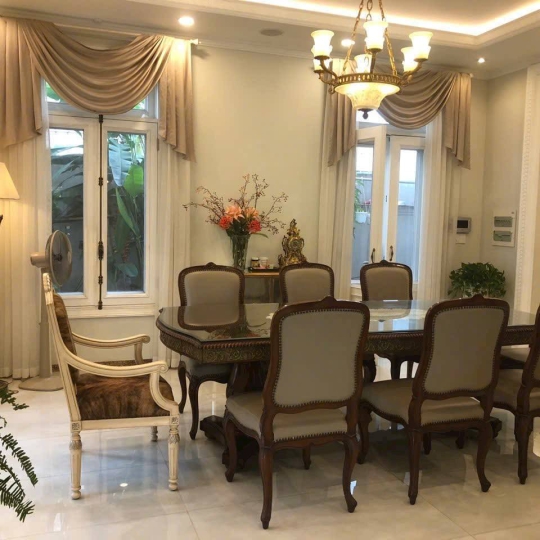 Biệt thự đơn lập nhà tự xây, A2-58 đường Phạm Thái Bường, khu phố Nam Thiên 3, Phú Mỹ Hưng, Q7, TPHCM 