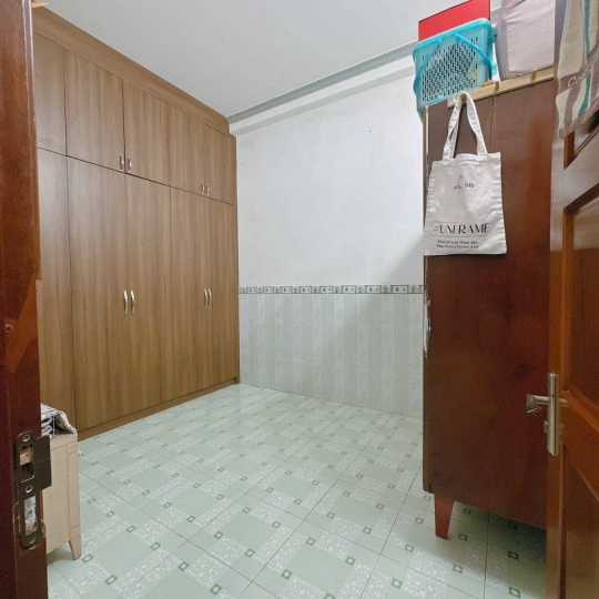 Lô nhì 2295 Huỳnh Tấn Phát, Thị Trấn Nhà Bè