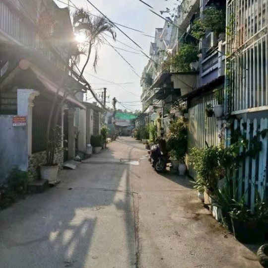 Nhà hxh tại đường Lê Văn Lương, gần cầu Long Kiểng, Nhà Bè