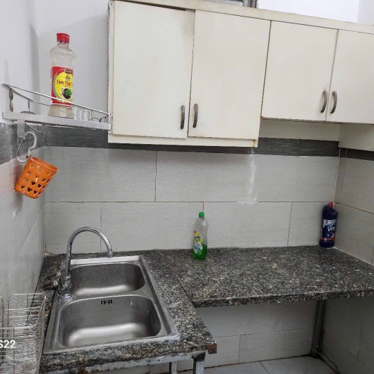 nhà cấp 4, mặt tiền đường Nguyễn Bình 