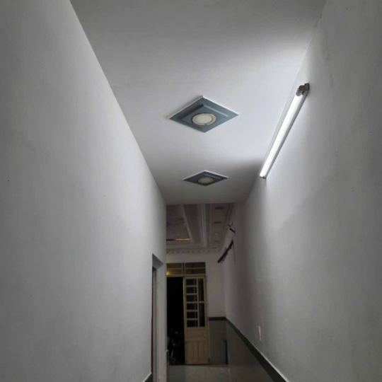 nhà cấp 4, mặt tiền đường Nguyễn Bình 