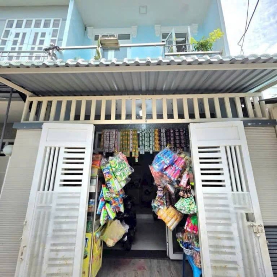 Nhà 1 lầu mặt tiền hẻm chính - kinh doanh buôn bán tốt Huỳnh Tấn Phát - Nhà Bè