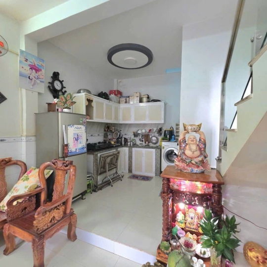 Nhà 1 lầu mặt tiền hẻm chính - kinh doanh buôn bán tốt Huỳnh Tấn Phát - Nhà Bè