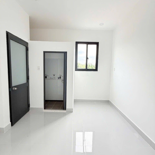 Nhà hẻm ôtô Huỳnh Tấn Phát, thị trấn Nhà Bè